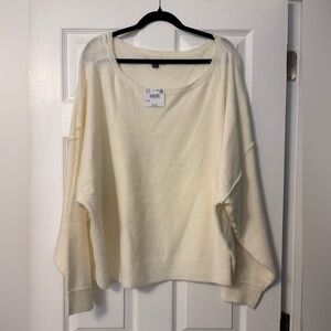 NWT American Eagle Outfitters Women's Cream Sweater